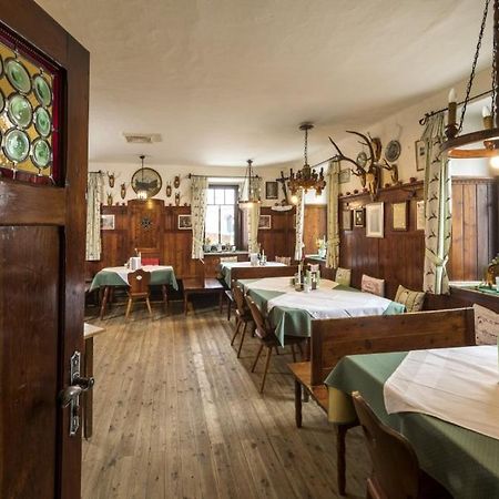 Gasthof Gruener Baum Kirchberg am Wechsel Extérieur photo